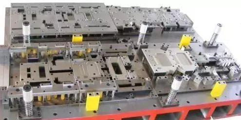 home appliance stamping die Haushaltsgeräte Stempel sterben